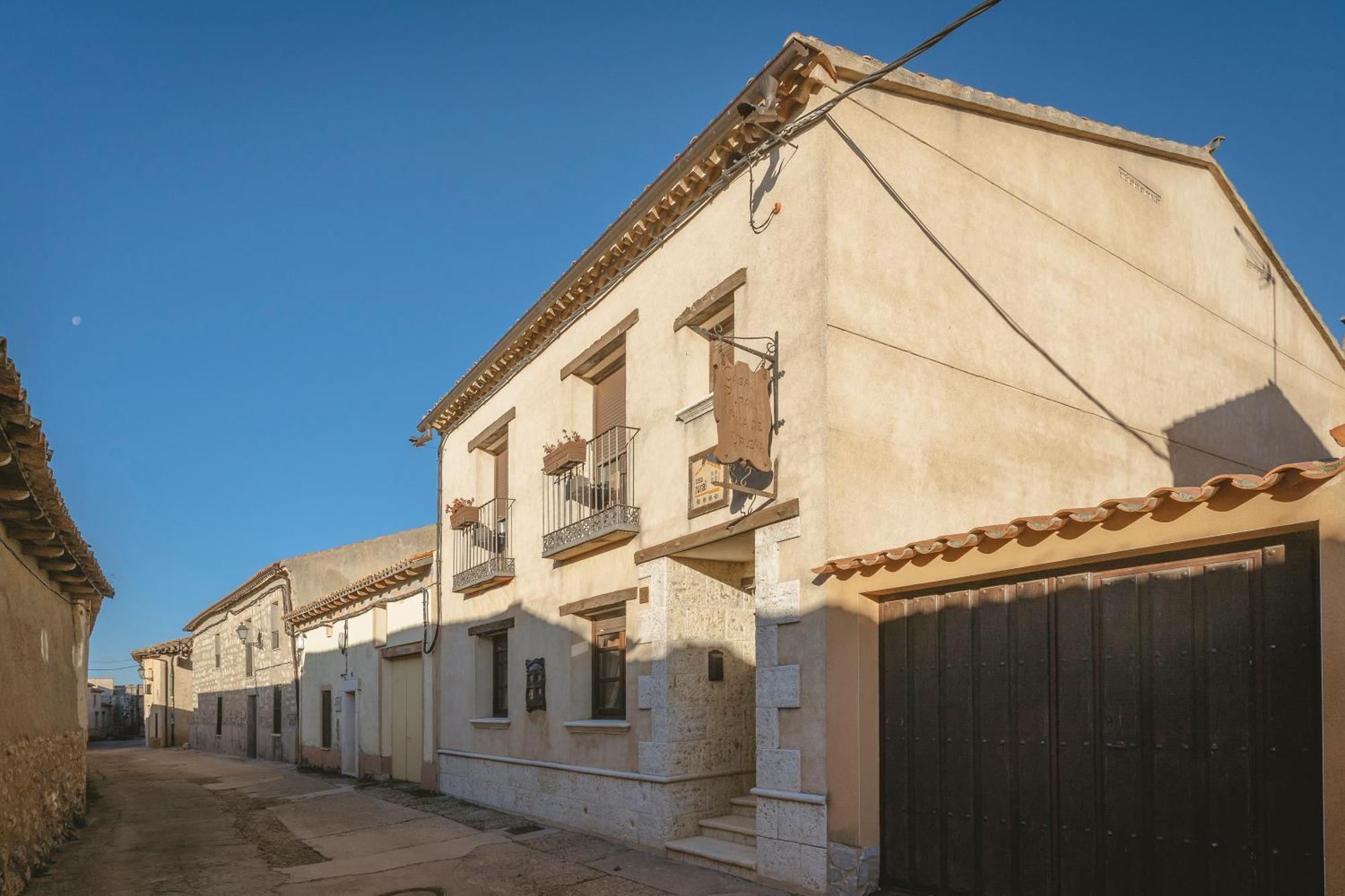 Villa De Uruena Casa De Ilustres Urueña Exterior foto